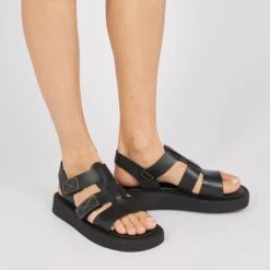 Pataugas ATARI/N F2I NOIR -Boutique Pop Pataugas SANDALE FEMME ATARI N F2I NOIR 628447 850 Porte dbe42562 dc24 4319 b49a 6d0c440c7566